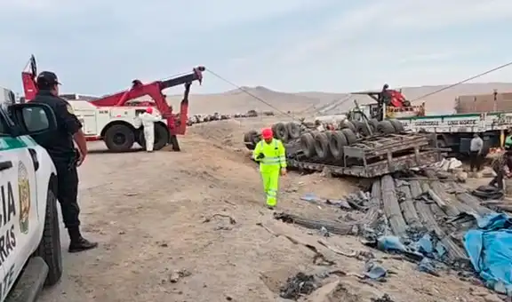 Tragedia en Huacho: cuatro adultos y un menor a bordo de miniván mueren aplastados por tráiler en el km 103 de la Panamericana Norte