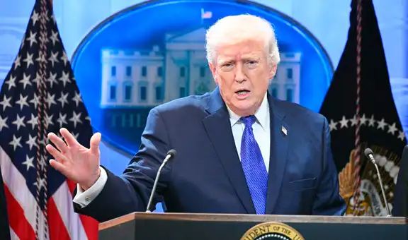 Donald Trump anuncia un aumento del 15% en los aranceles globales de EE. UU., con efecto inmediato