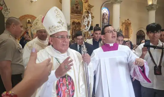 Piuranos celebran ordenación episcopal y toma de posesión del nuevo arzobispo de Piura y Tumbes