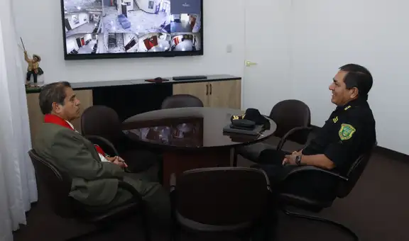 Presidente de Corte y nuevo jefe de la DIVPOL sostienen importante reunión de trabajo