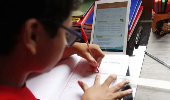 Padres de familia rechazan retorno a clases remotas y anuncian plantón frente al Ministerio de Educación: "Envía un nocivo mensaje"