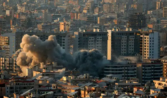 Jefe del Pentágono de EE. UU. advierte que este martes será el día “más intenso” de bombardeos contra Irán