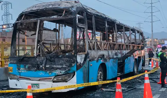 Los Mexicanos incendian buses para extorsionar a transportistas: tres ataques en menos de 48 horas
