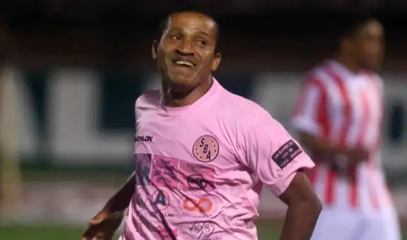 Anuncian película de Carlos 'Kukín' Flores, leyenda del fútbol peruano considerado el "verdadero 10 de la calle"