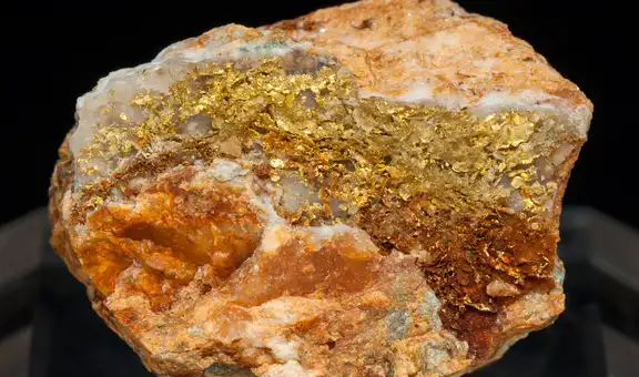 Investigación científica sugiere que los terremotos podrían ser la causa de la formación de pepitas de oro en la Tierra