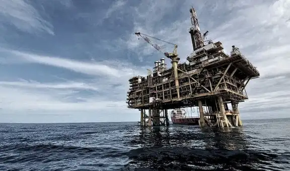 Inacción del Gobierno obliga a Petroperú a alistarse para cerrar operaciones del lote Z-69: la carta de Perupetro