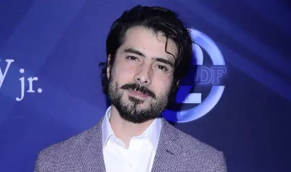 Actor mexicano José Ángel Bichir es hospitalizado tras caer del tercer piso de un edificio y su familia se pronuncia