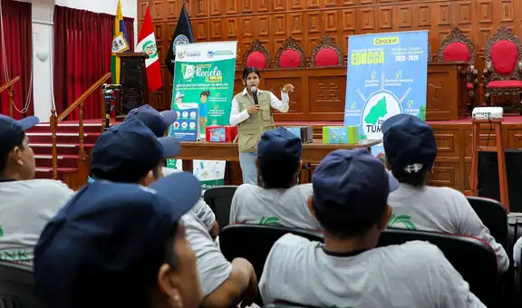 Capacitan a personal de limpieza de la Corte de Tumbes en segregación de residuos