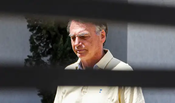 Fiscalía de Brasil avala, por primera vez, la prisión domiciliaria para Jair Bolsonaro, condenado a 27 años de prisión