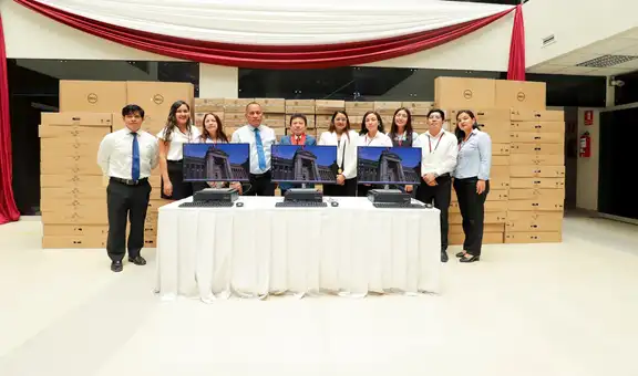 Presidente de la Corte de Sullana hace entrega de 102 computadoras para Órganos Jurisdiccionales de Sullana y Talara
