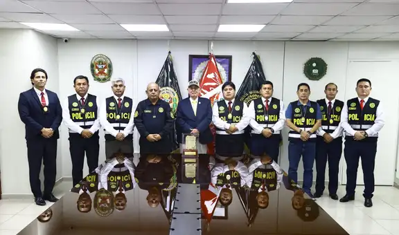 Elecciones 2026: PNP condecora a Fernando Rospigliosi por respaldo del Congreso a ley pro crimen