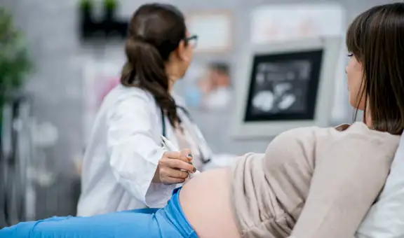 Perú alcanza mínimo histórico de fecundidad: mujeres postergan la maternidad y marcan un cambio en toda una generación