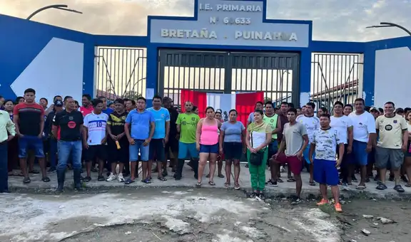 Padres de familia toman colegio en Loreto por falta de maestros que deja sin clases a más de 400 escolares