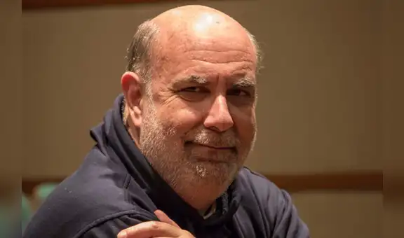 Alberto Ísola: “El teatro te da la oportunidad de escuchar a la otra persona, no solo oírla, sino también entenderla”