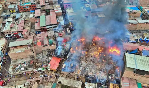 Dantesco incendio en Chancay deja a 70 familias sin hogar: viviendas eran prefabricadas y brindan ayuda humanitaria