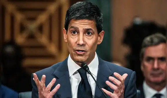 Kevin Warsh, candidato de Trump para presidir la Reserva Federal, es aprobado por la comisión del Senado