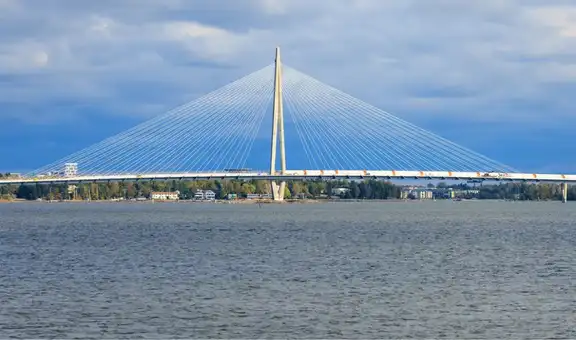 El puente más largo del mundo donde los carros están prohibidos: mide 1,2km y costó más de 100 millones de euros