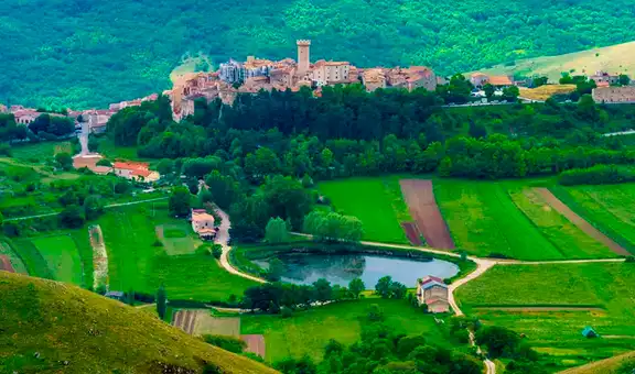 El pueblo italiano que paga hasta 44.000 euros por ser su vecino: tendrás casa, trabajo y una vida nueva en las montañas