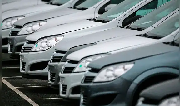 Este país de Sudamérica es el que más carros vendió en 2025 y tiene la sexta ciudad con más tráfico vehicular de la región
