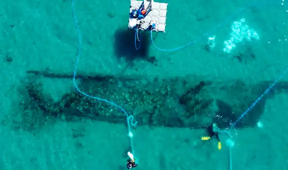Arqueólogos descubren un enorme cementerio de barcos con 150 naufragios ocultos bajo las aguas del estrecho Gibraltar