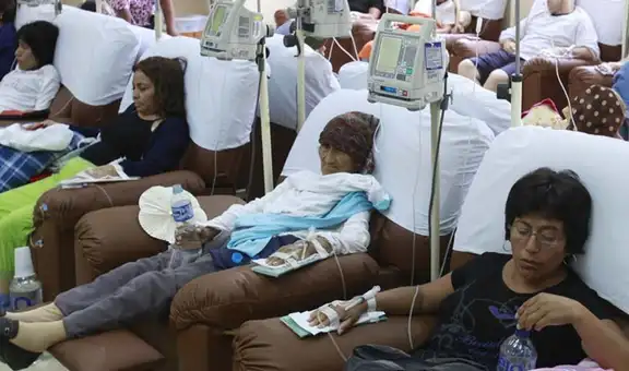 Pacientes oncológicas denuncian retrasos de hasta un año en acceso a tratamientos pese a Ley del Cáncer
