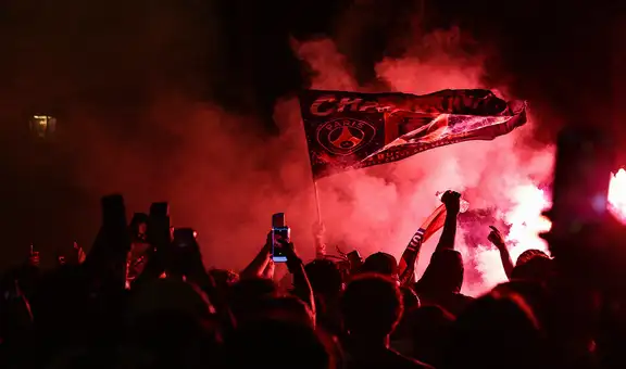 Más de 700 detenidos y un muerto dejaron los disturbios en Francia por la victoria del PSG en la Champions League