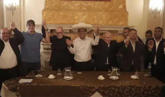 Roberto Sánchez aparece junto a Belmont, López Chau y George Forsyth: excandidatos le brindan su apoyo frente a Fujimori
