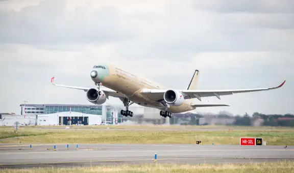 Este es el primer avión comercial capaz de volar 22 horas seguidas y recorrer más de 18.500 km sin escalas: conectará Sídney con Europa y EE. UU.