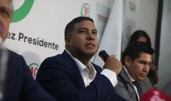 Ernesto Zunini cuestiona nueva versión de Alfredo Torres sobre conteo rápido: "Por lo menos, es extraño"