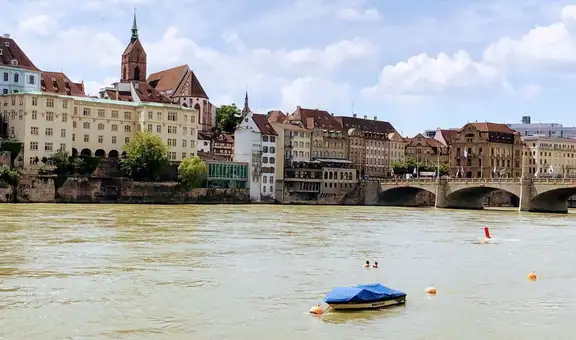 Los llamados "barrios humildes” de Suiza sorprenden al mundo al ofrecer salarios de US$5.000 y servicios públicos de primer nivel