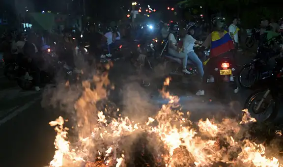 Protestas y disturbios sacuden Colombia tras ajustada victoria electoral de Abelardo de la Espriella