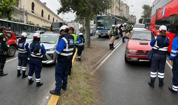 Choferes sin brevete y vehículos de hasta 34 años de antigüedad: ATU envía 27 unidades al depósito en Lima