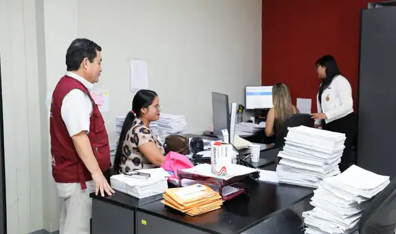 Presidente de la Corte de Tumbes supervisó segunda jornada extraordinaria de descarga procesal