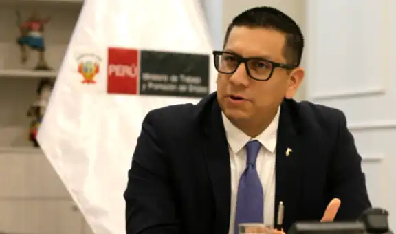 Freddy Solano renuncia a su cargo de ministro de Trabajo tras cuestionamientos por presunto certificado falso