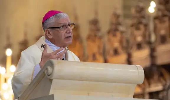 Monseñor Carlos Castillo: "Diversos grupos de intereses buscan que prime su ambición de enriquecimiento ilícito y de poder absoluto"