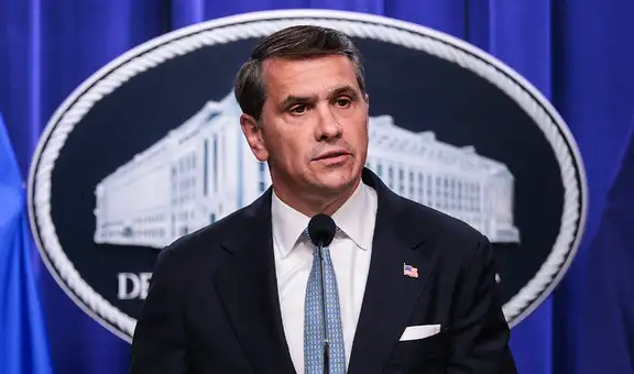 Exabogado personal de Trump asume como fiscal general de EE. UU. pese a posible politización del Departamento de Justicia