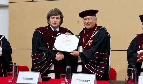 Javier Milei: docentes de Derecho de la USMP rechazan el honoris causa otorgado al presidente de Argentina