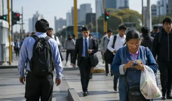 ¿Facultades legislativas delegadas para seguir precarizando el empleo formal?, por Fernando Cuadros Luque