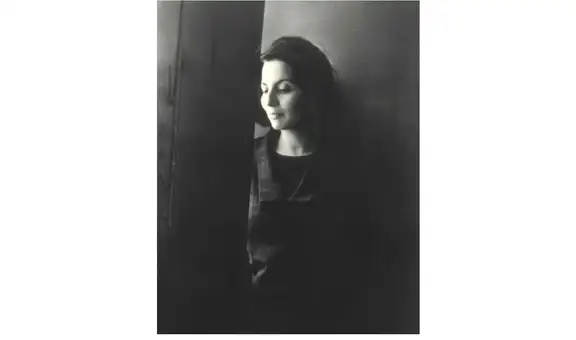 Una poeta de culto: Julia Ferrer