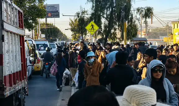 Paro de transportistas en Arequipa: calles bloqueadas y clases virtuales tras fracaso de diálogo