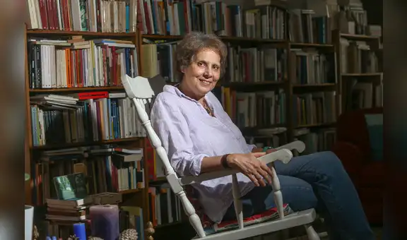 “Ventanas batientes”, de la gran poeta Rossella Di Paolo