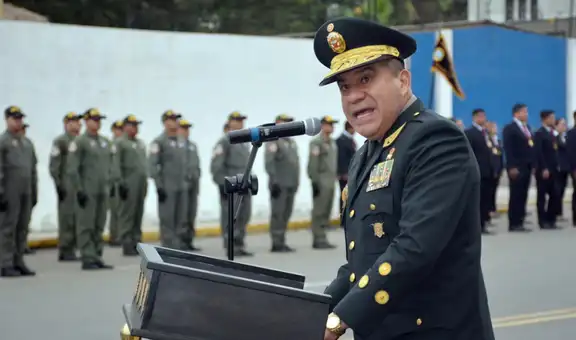 Gobierno alista salida de Óscar Arriola de la Comandancia General de la PNP