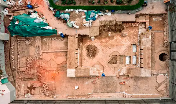 Arqueólogos descubren restos de un hospital de hace 451 años bajo el Santuario de Santa Rosa de Lima: muros, azulejos y entierros humanos
