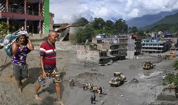 Aumentan a 359 los muertos tras aluvión en Nepal mientras preocupa la posibilidad de una "segunda o tercera" inundación