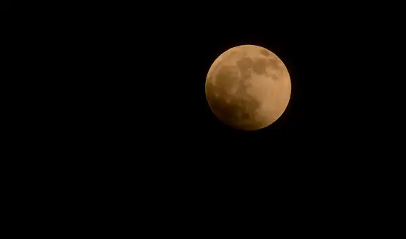 En directo Eclipse Lunar hoy 27 de agosto: ¿a qué hora y cómo ver la Luna de sangre EN VIVO?
