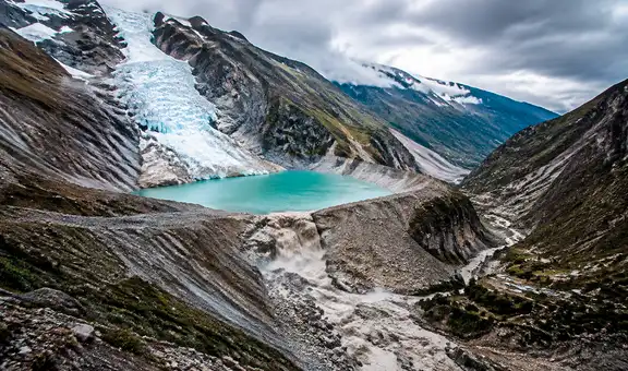 ¿Qué es un GLOF, el “tsunami del cielo” vinculado al desastre glaciar que golpeó Nepal y China y también podría ocurrir en Perú?