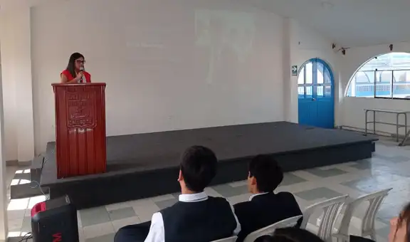 Jóvenes de Nuevo Chimbote reciben orientación para prevenir la violencia en el noviazgo