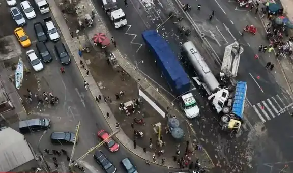 Choque múltiple causa intenso tráfico en la Panamericana Norte: accidente deja un chofer muerto