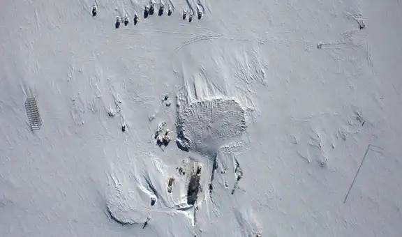 A 4 km bajo el hielo de la Antártida se encuentra un lago que estuvo aislado durante 15 millones de años, hasta que Rusia perforó en él
