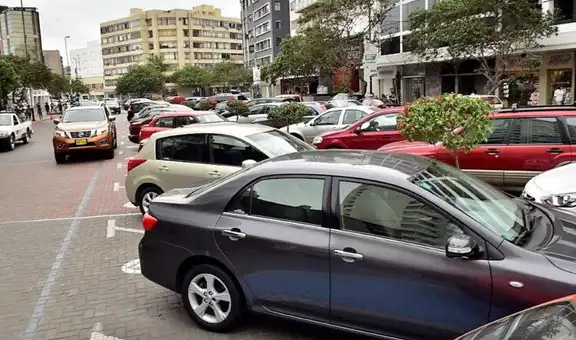 Estacionar en Lima puede costarte hasta S/4.700 al año: conoce los distritos donde más tiempo se pierde